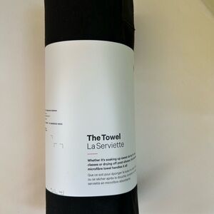 NWT Lululemon “The Towel”